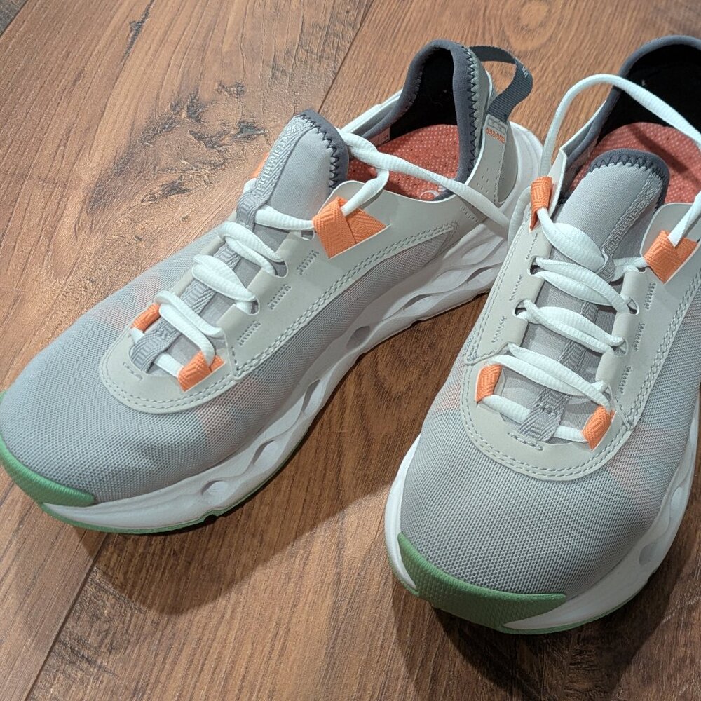 Brand new Columbia Drainmakers XTR shoe light sneakers size 8 women's